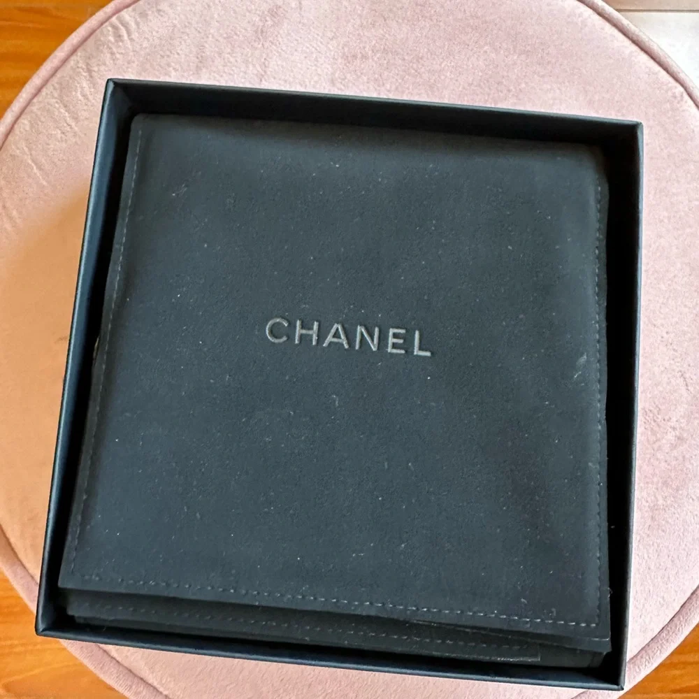 Chanel Double CC Chain Choker Necklace Metal with Leather and Crystals - Picture 3 of 4